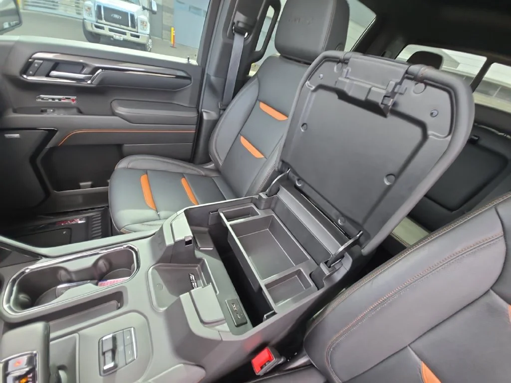 2025 GMC Sierra 1500 AT4 - Photo 33
