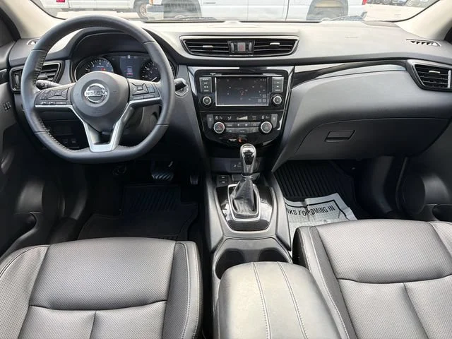 Used 2022 Black Nissan SL FWD Xtronic CVT image 22