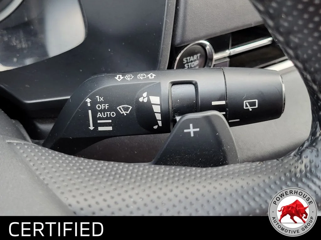 Used 2024  Mitsubishi SE image 32