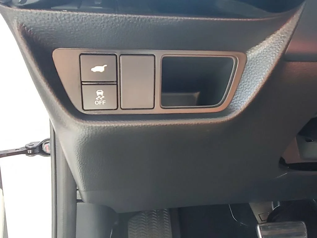 Used 2025 White Acura A-Spec image 17