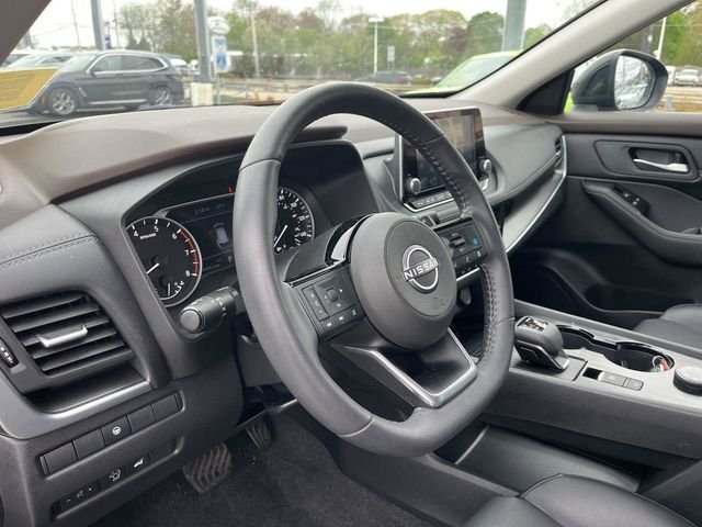 Used 2023 Black Nissan SV image 11