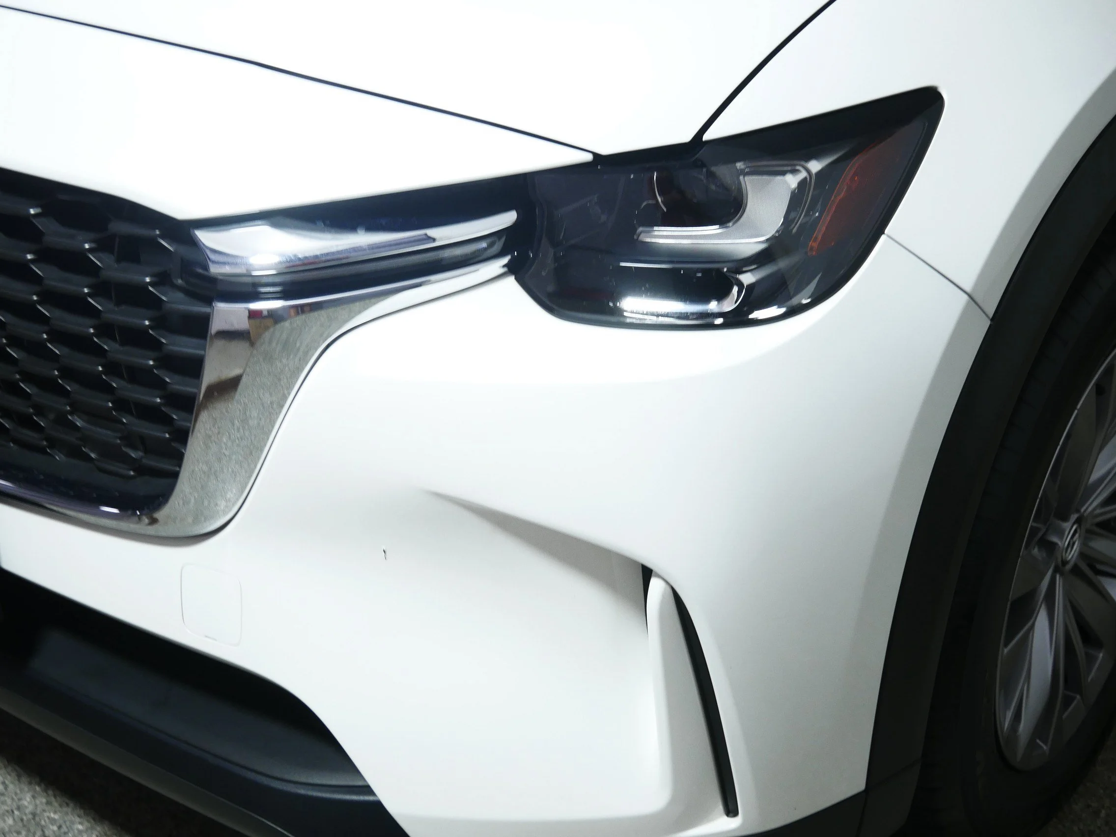Certified Used 2025 Rhodium White Premium Mazda Select Package image 16