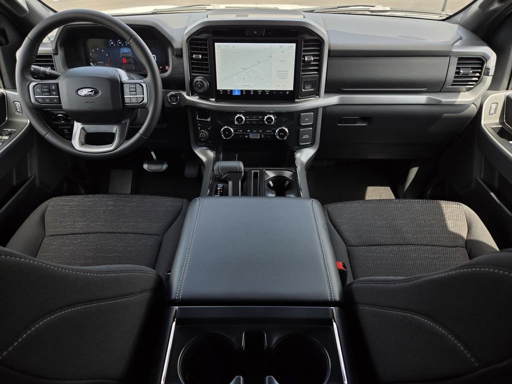 New 2026 Oxford White Ford XLT image 22
