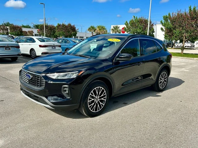 2023 Ford Escape Plug-In Hybrid Base