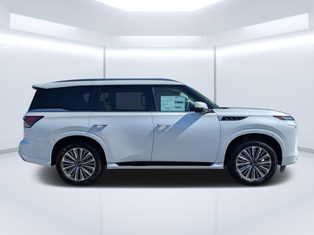 New 2026 RADIANT WHITE INFINITI Luxe 2WD image 2