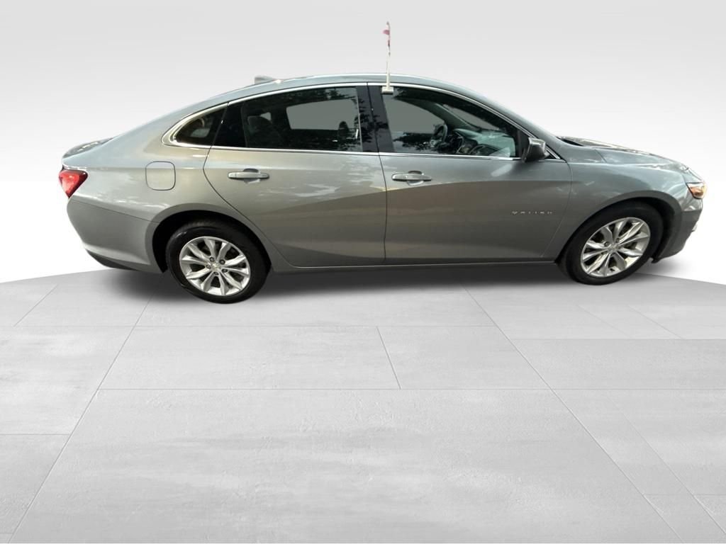 Used 2024 Gray Chevrolet LT image 7