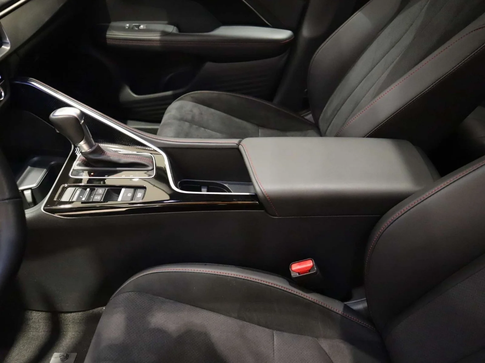 2025 Acura ADX A-Spec Package - Photo 38
