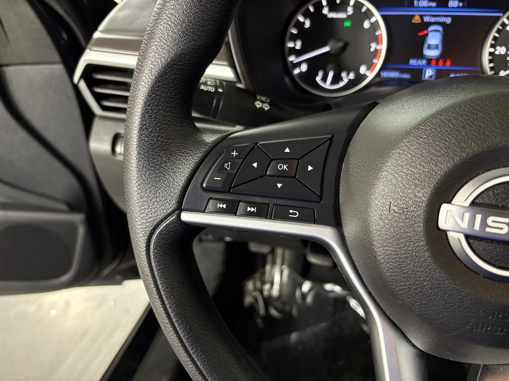 Used 2024 Black Nissan 2.5 SV image 18