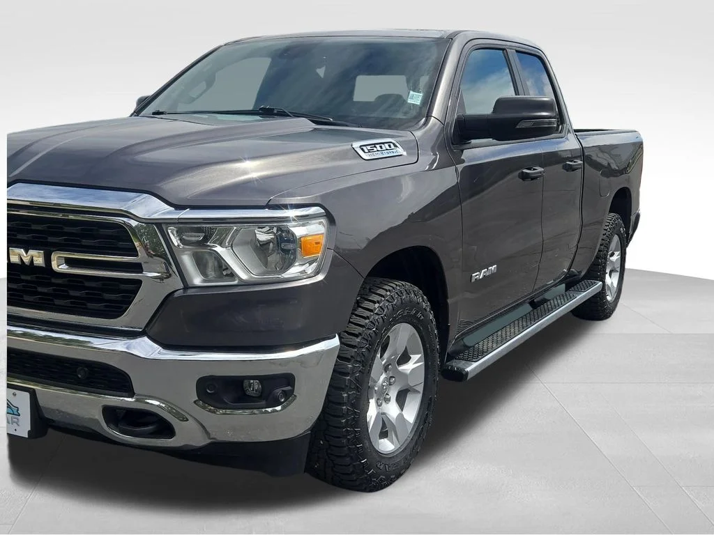 Used 2023 Granite Crystal Clearcoat Metallic Ram Big Horn/Lone Star image 15