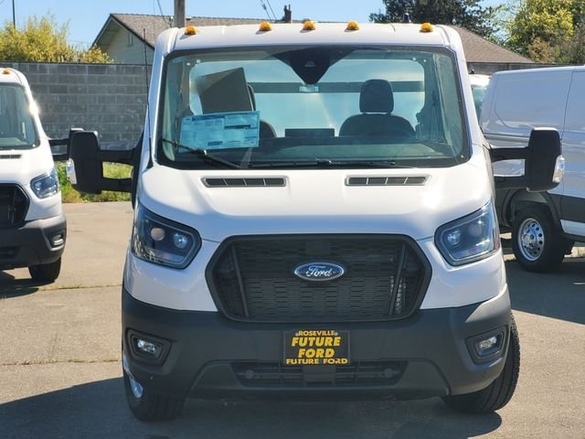 New 2025 Oxford White Ford Cutaway image 3