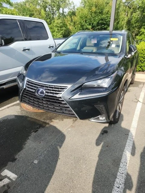 Used 2018 Black Lexus 300h image 1