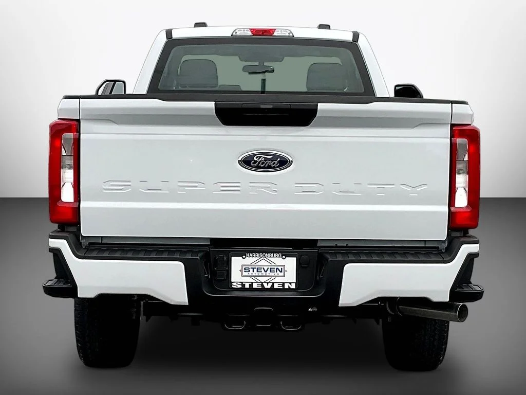 New 2026 Oxford White Ford F-250® XL image 4