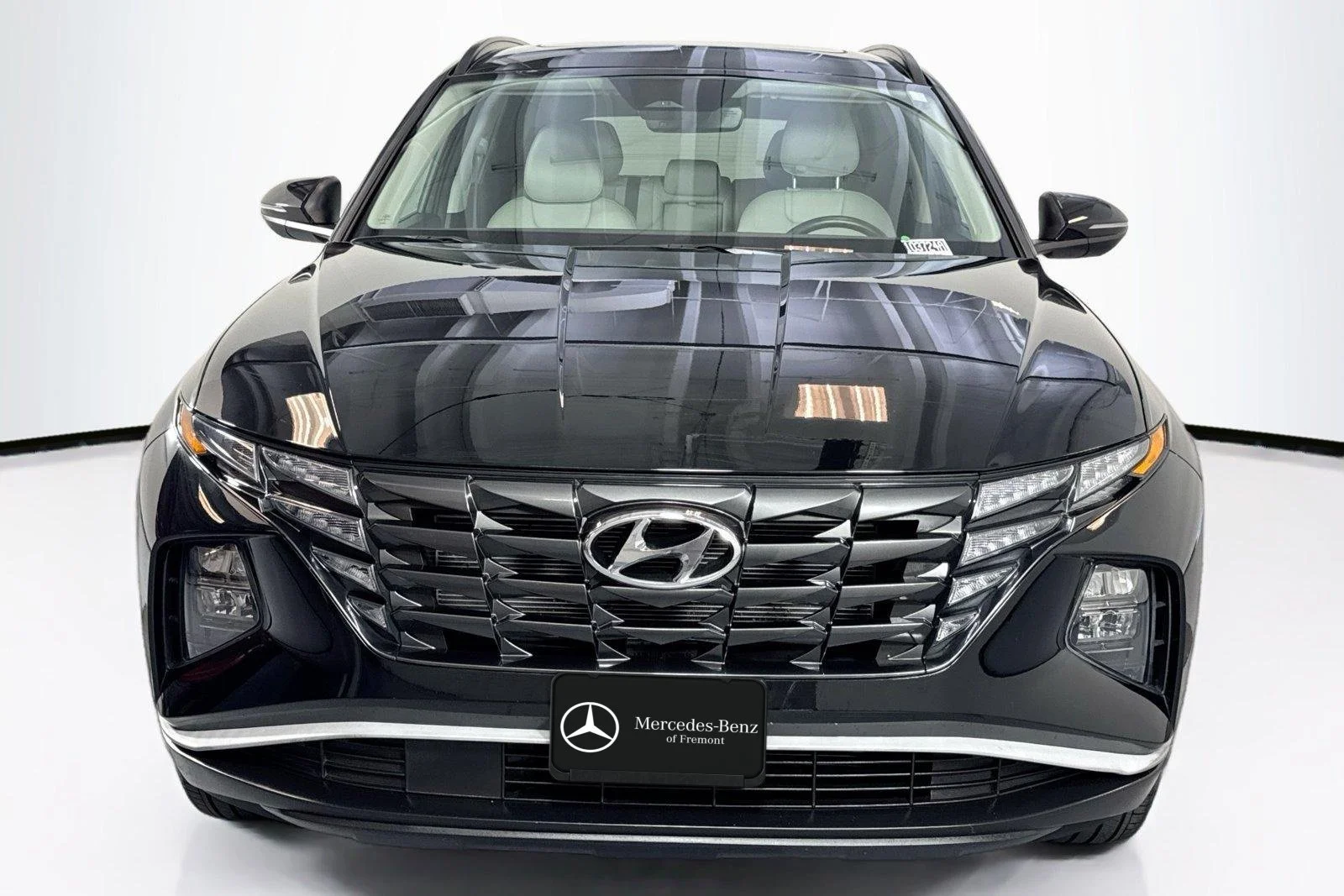 Used 2023 Phantom Black Hyundai SEL image 2
