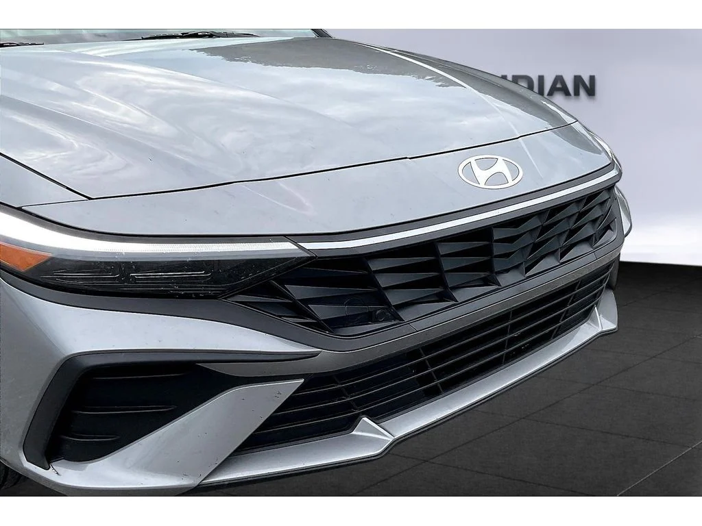Used 2026 Gray Hyundai SEL Sport image 20