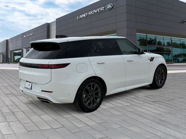 Certified Used 2026 White Land Rover Dynamic SE image 5