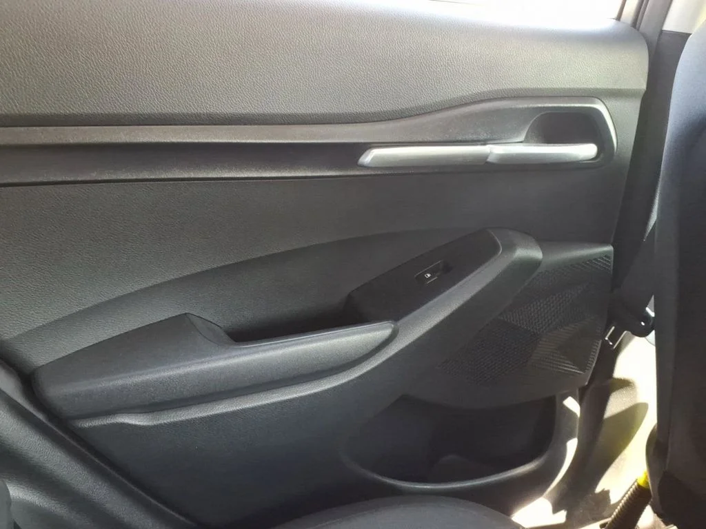 Used 2022 Gray Kia LX image 31