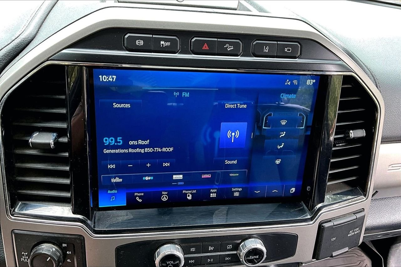 Used 2022 Silver Ford Lariat image 23