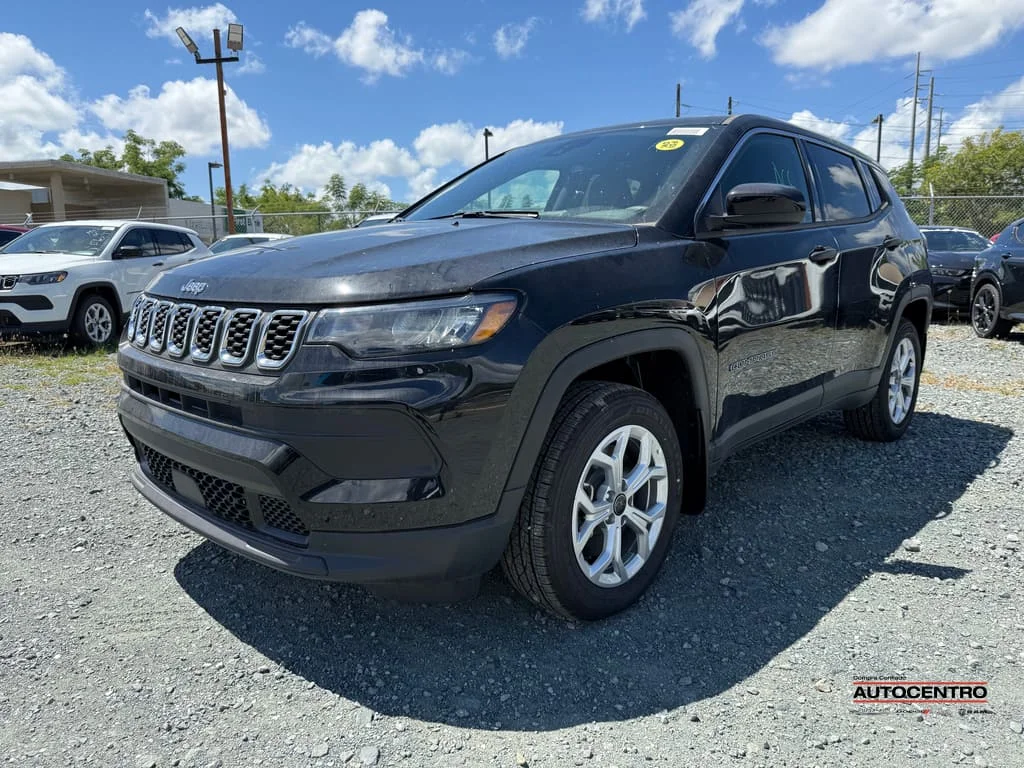 2026 Jeep Compass Latitude 4X4's photo