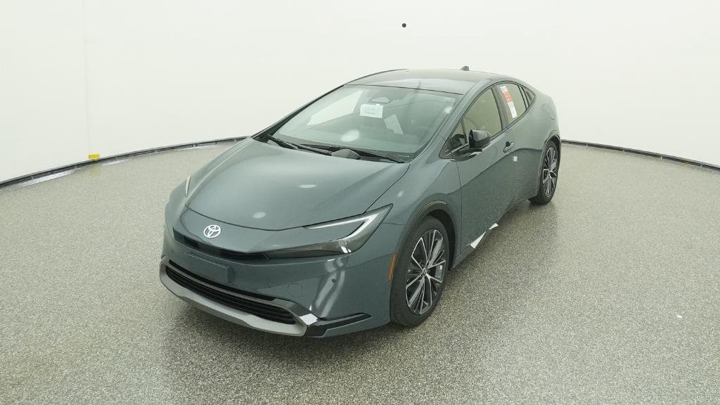 New 2026 Guardian Gray Toyota XLE image 21