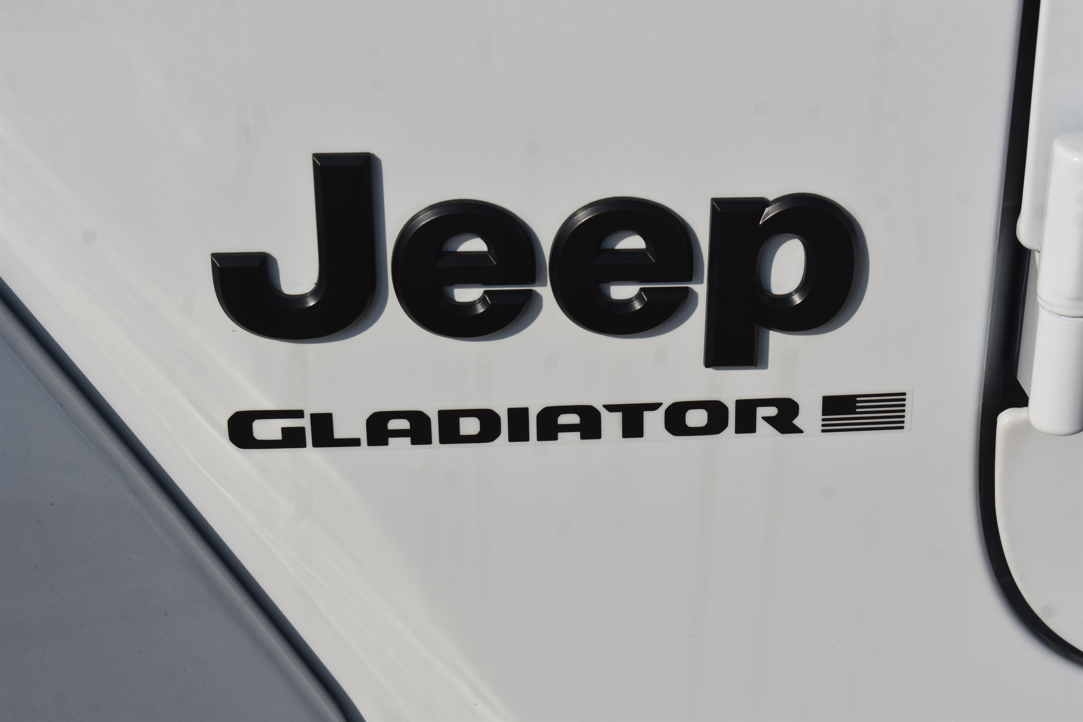 New 2026 Bright White Clearcoat Jeep Sport S image 11