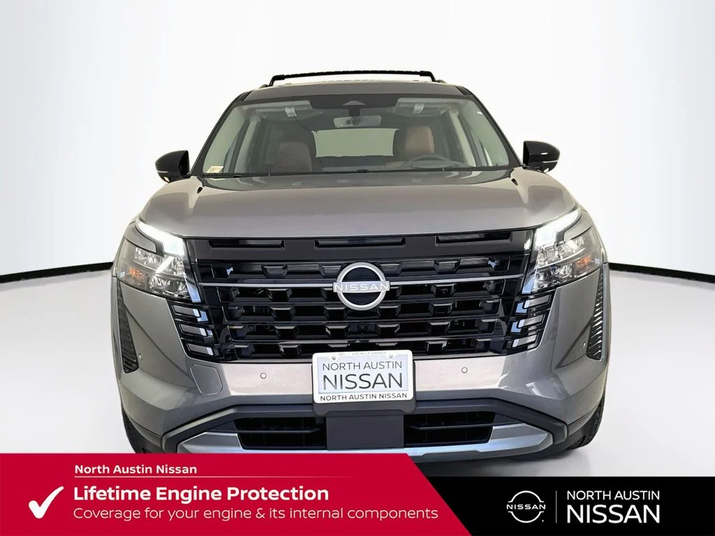 New 2026 Gray Nissan Platinum image 3