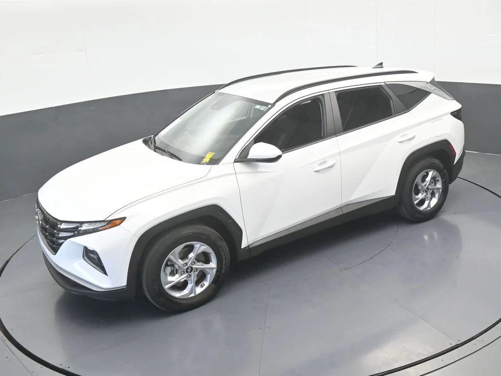 Used 2024 White Pearl Hyundai SEL image 45
