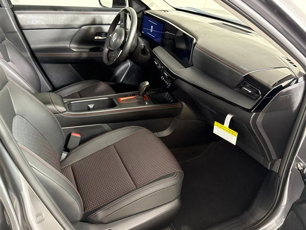 2026 Nissan KICKS SR - Photo 15