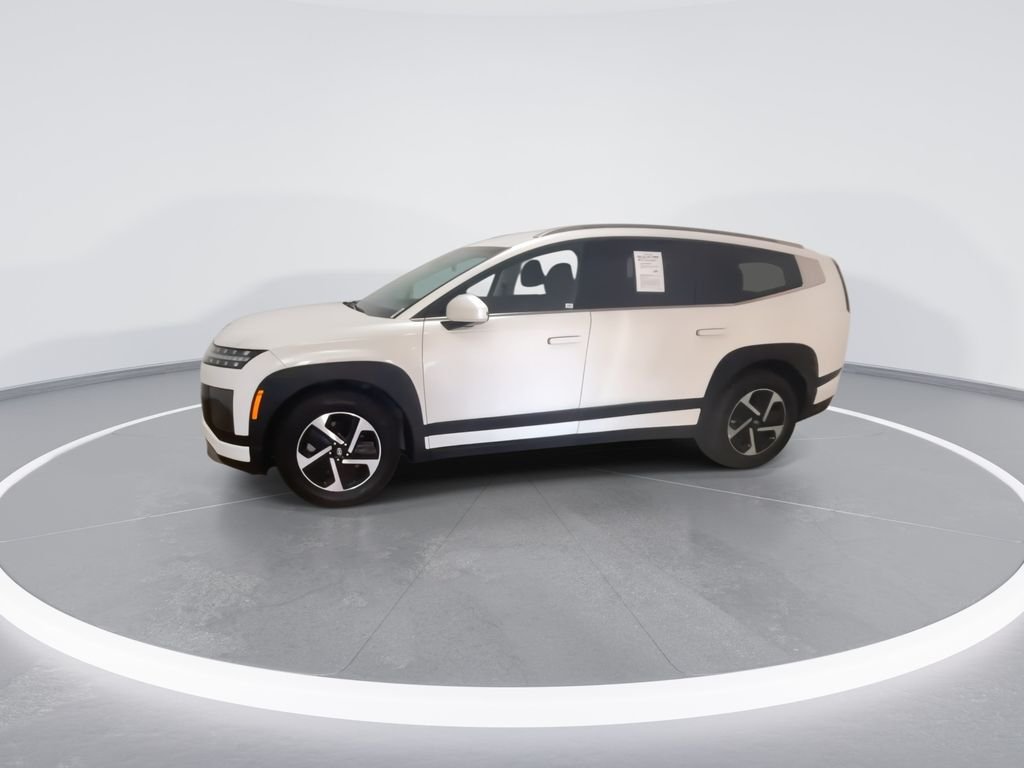 Used 2026 White Hyundai SE image 6