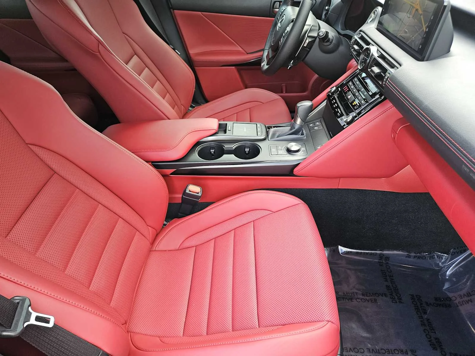 2025 Lexus IS 350 F SPORT - Photo 9