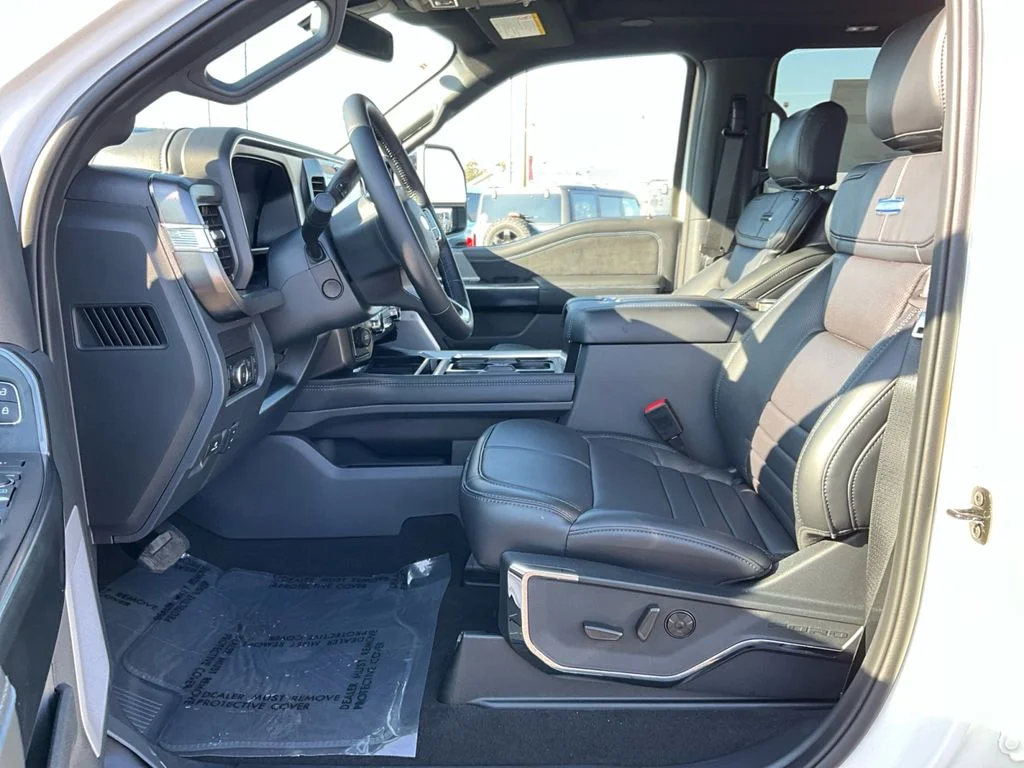 New 2026 Star White Metallic Tri-Coat Ford F-350® Platinum® image 16