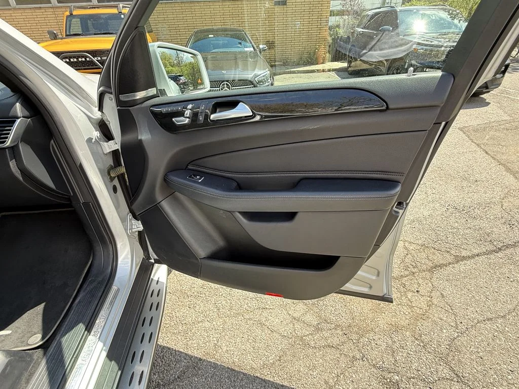 Used 2018 Tenorite Gray Metallic Mercedes-Benz GLS 450 image 28