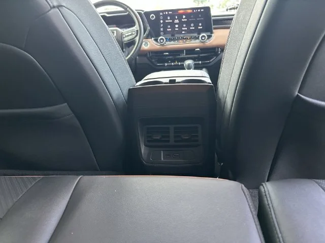 Used 2024 Brown GMC AT4 image 24
