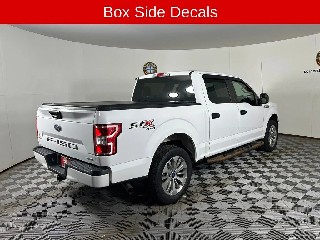 Used 2018 White Ford XL image 16
