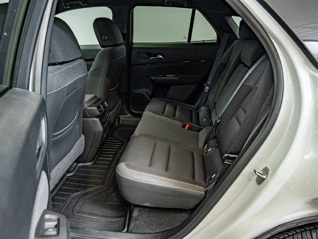 Used 2024 Snowfall Pearl Honda EX image 33