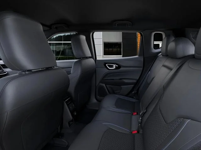 New 2026 Bright White Clearcoat Jeep Latitude image 49