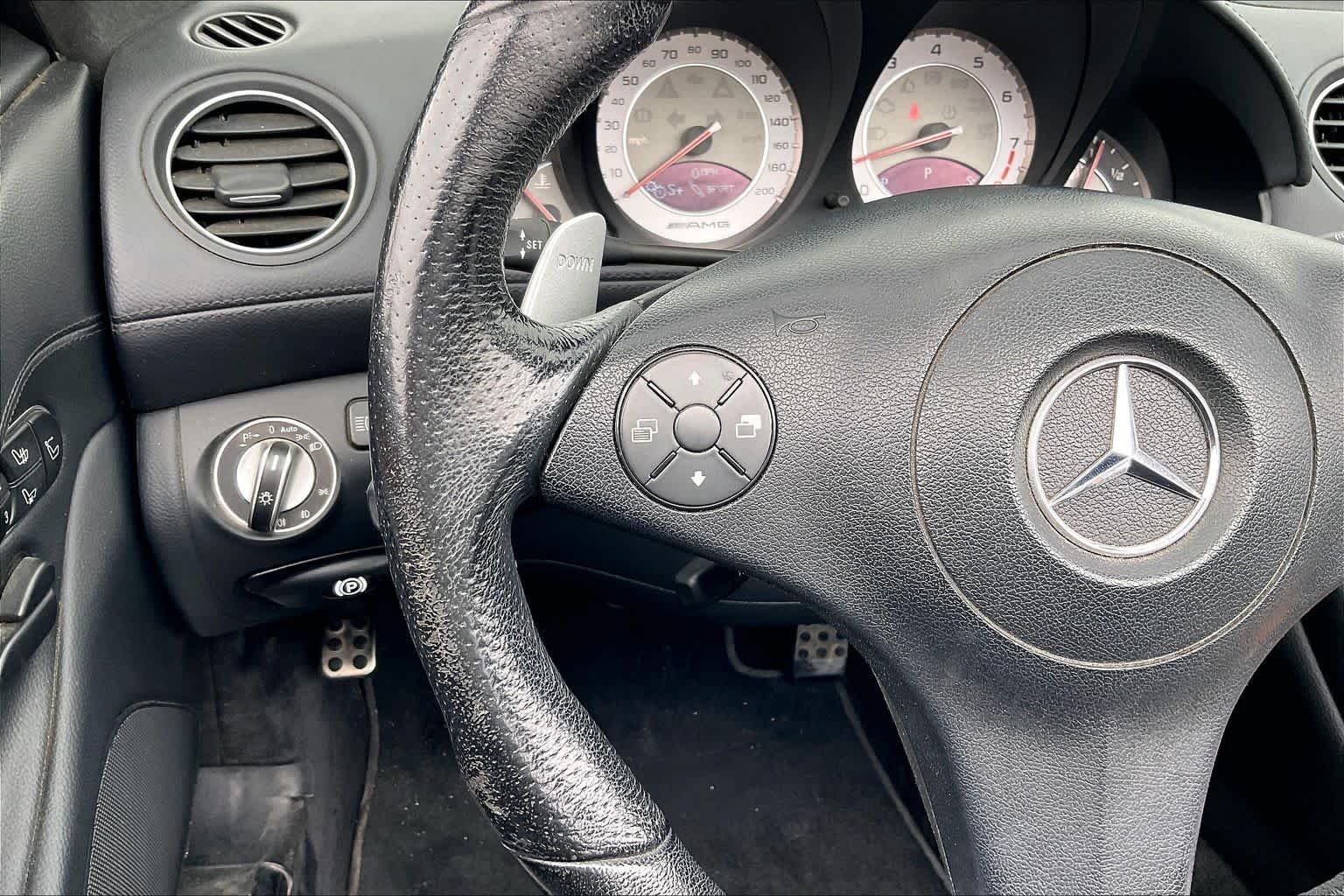 Used 2009 Iridium Silver Metallic Mercedes-Benz AMG® image 19