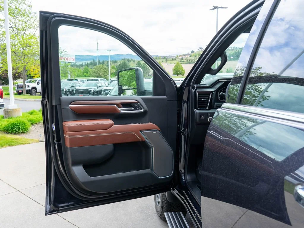 New 2026 Titanium Rush Metallic GMC Denali Ultimate image 18
