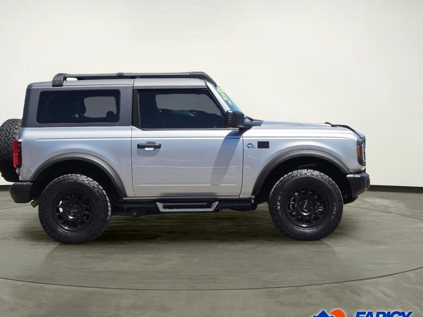 Used 2023 Iconic Silver Ford Black Diamond 2 dr image 9