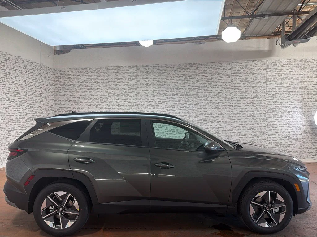 New 2026 Amazon Gray Hyundai SEL image 8
