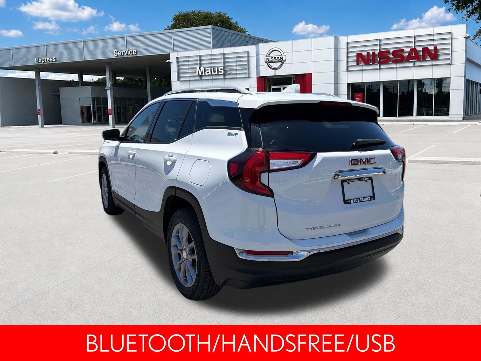 Used 2024 White GMC SLT image 6