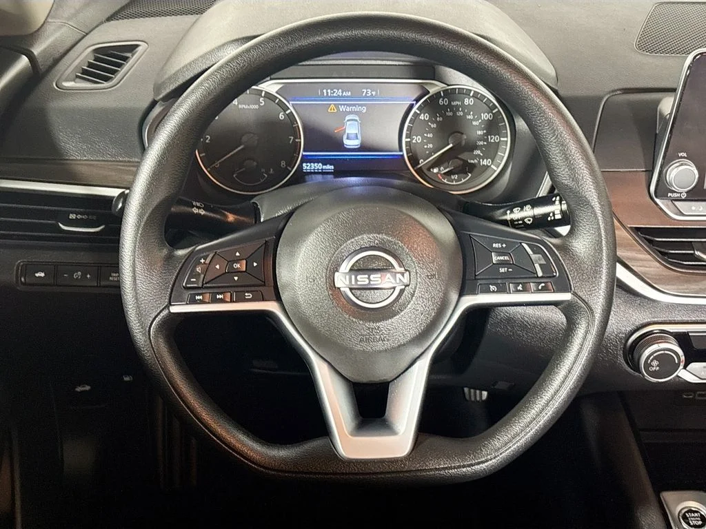 Used 2024 Silver Nissan 2.5 SV image 13