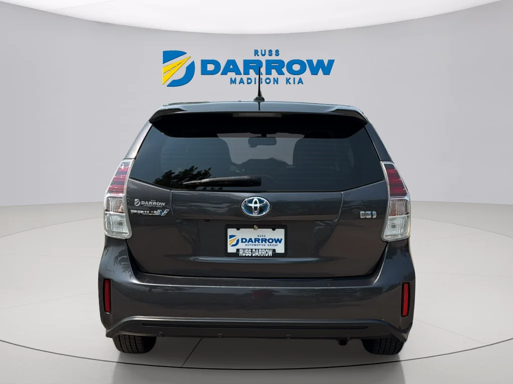 Used 2015 Magnetic Gray Metallic Toyota Four image 4