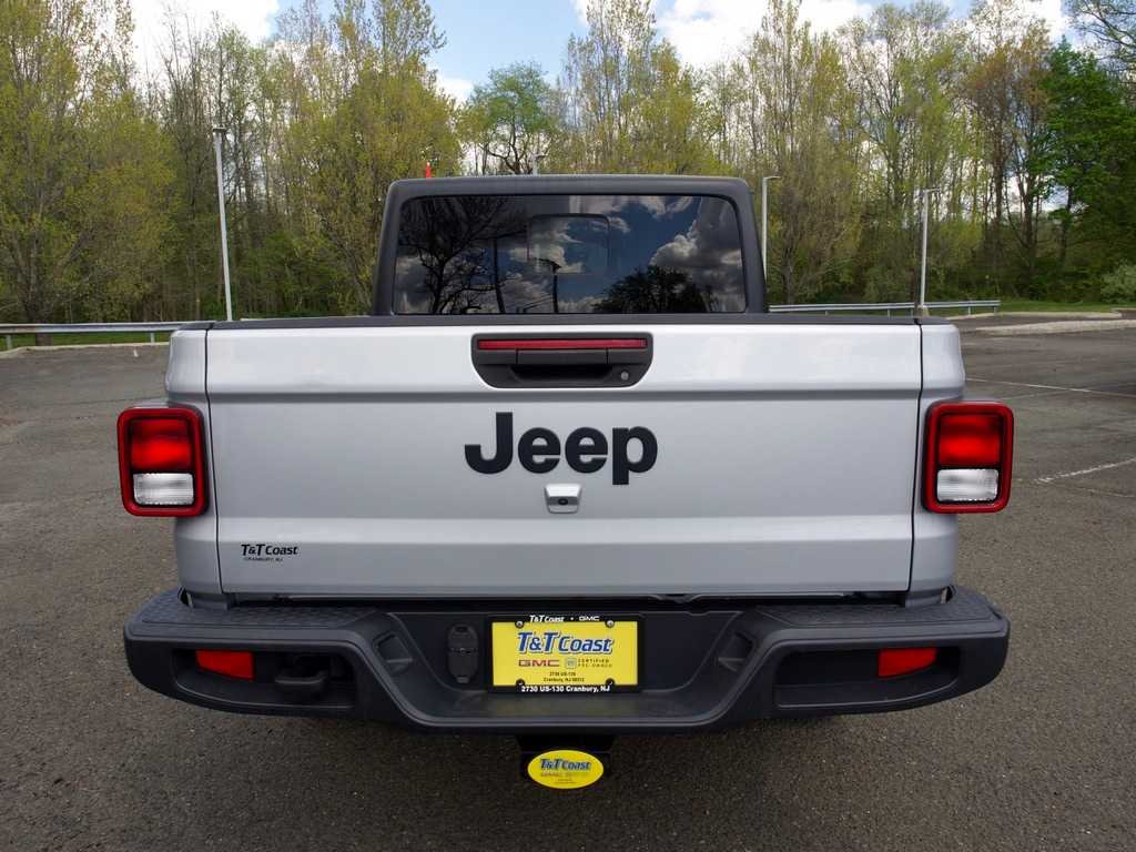 2022 Jeep Gladiator Sport S - Photo 7