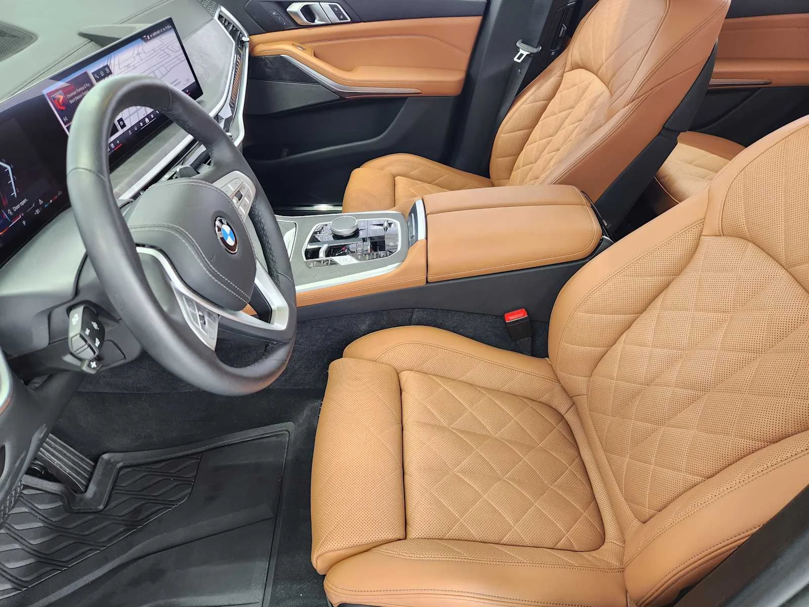 Used 2024 Skyscraper Grey Metallic BMW xDrive40i image 13
