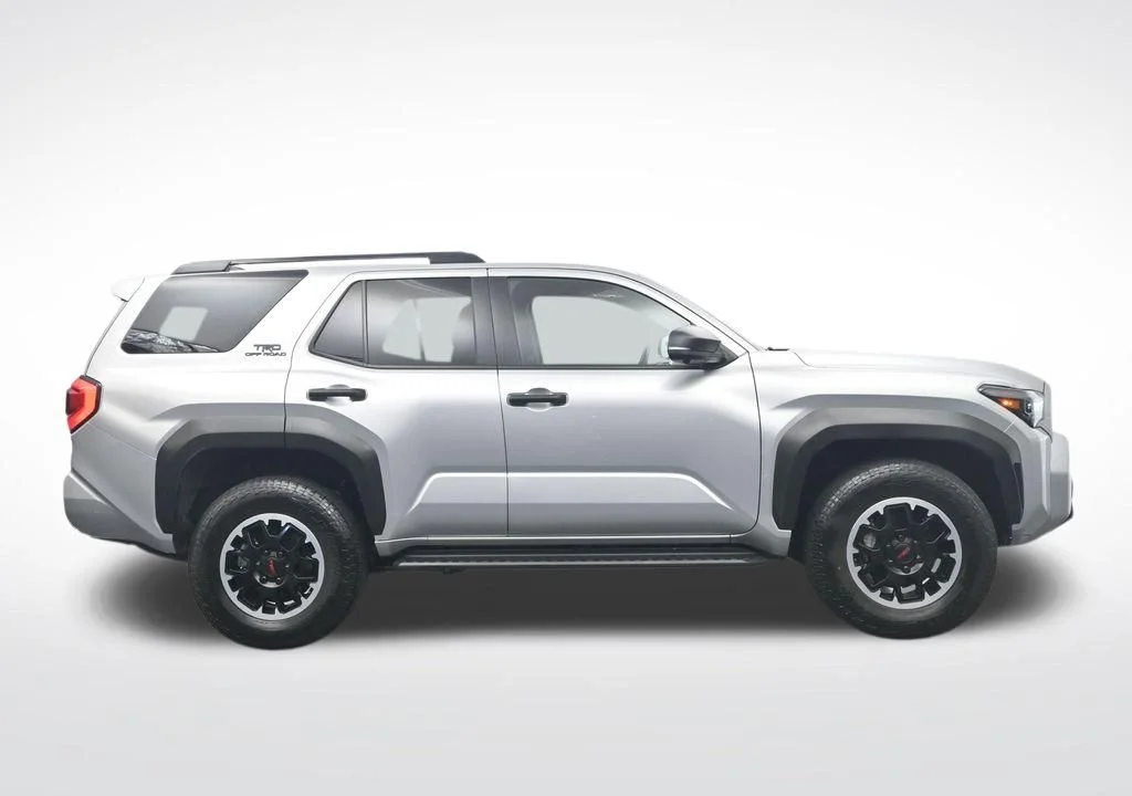 Used 2025  Toyota TRD Off-Road Premium image 4