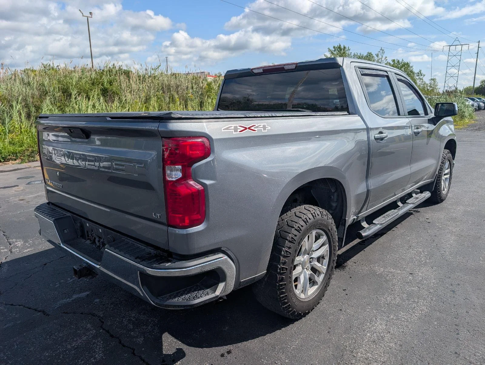 Used 2021 SATIN STEEL METALLIC Chevrolet LT image 7