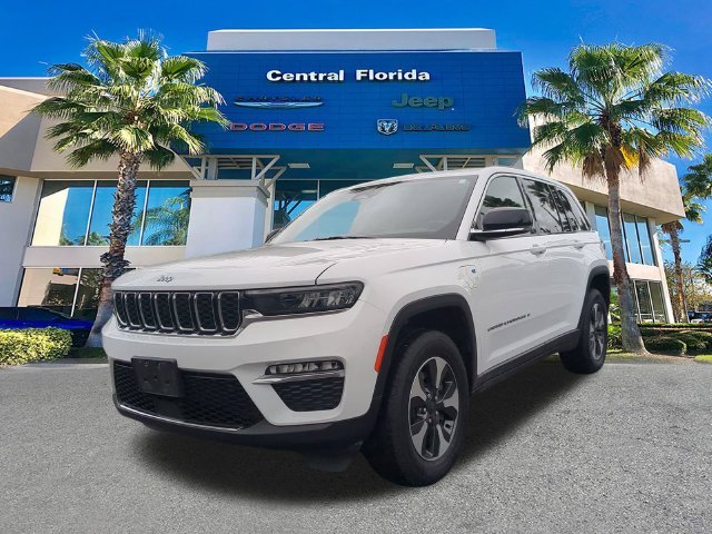 Used 2024 White Jeep 4xe image 9