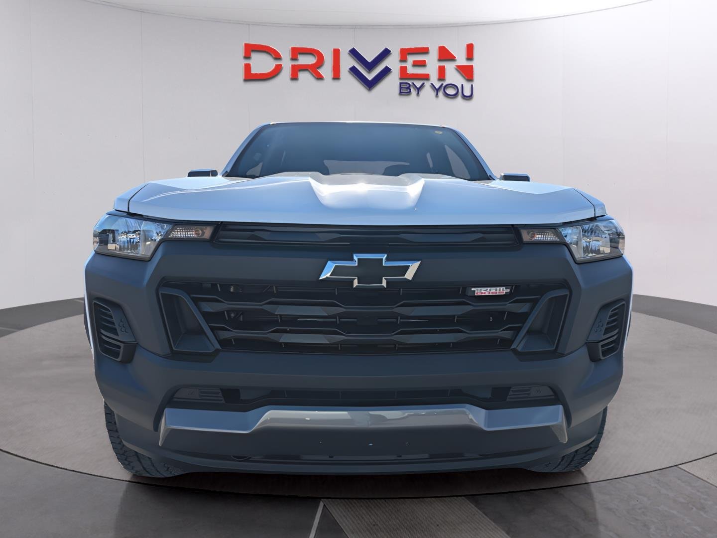 New 2026 Summit White Chevrolet Trail Boss image 5