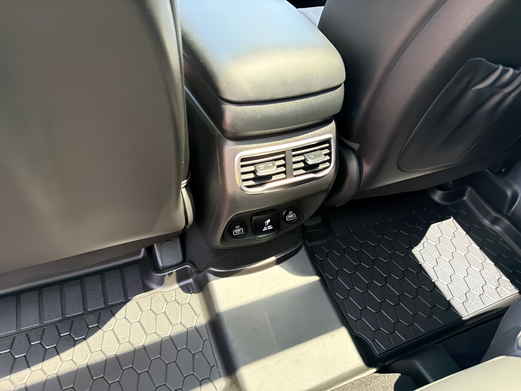 Used 2023 Silver Hyundai Limited image 38