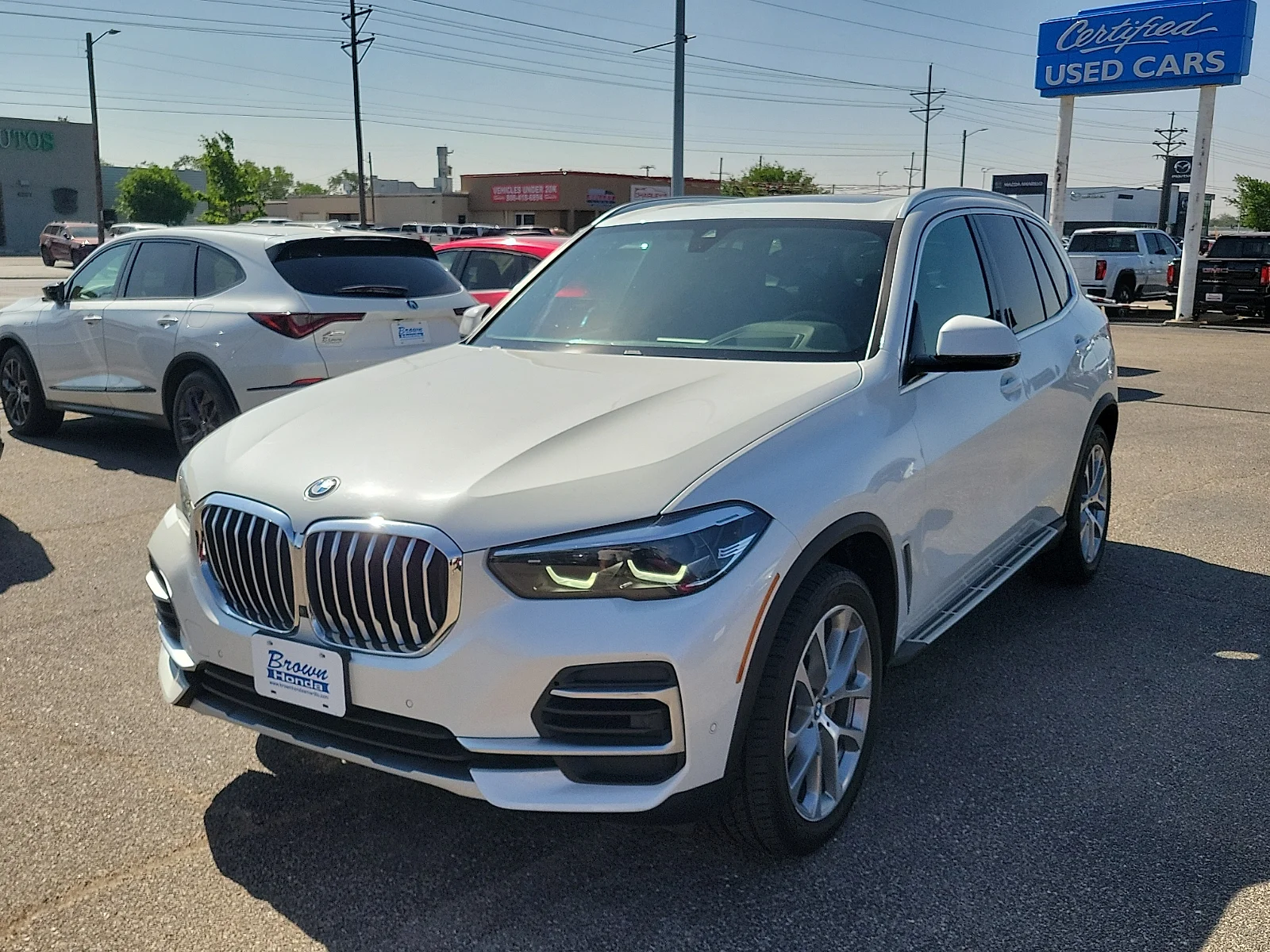 Used 2023 White Metallic BMW xDrive40i image 4
